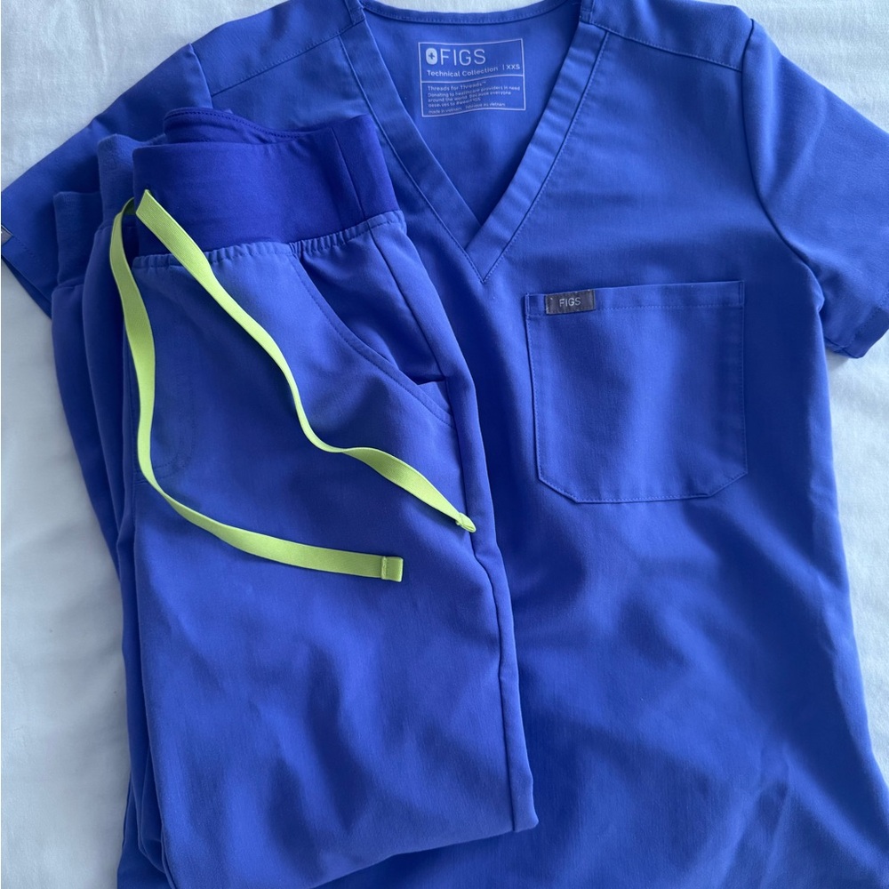 Figs Blueberry Scrub Set